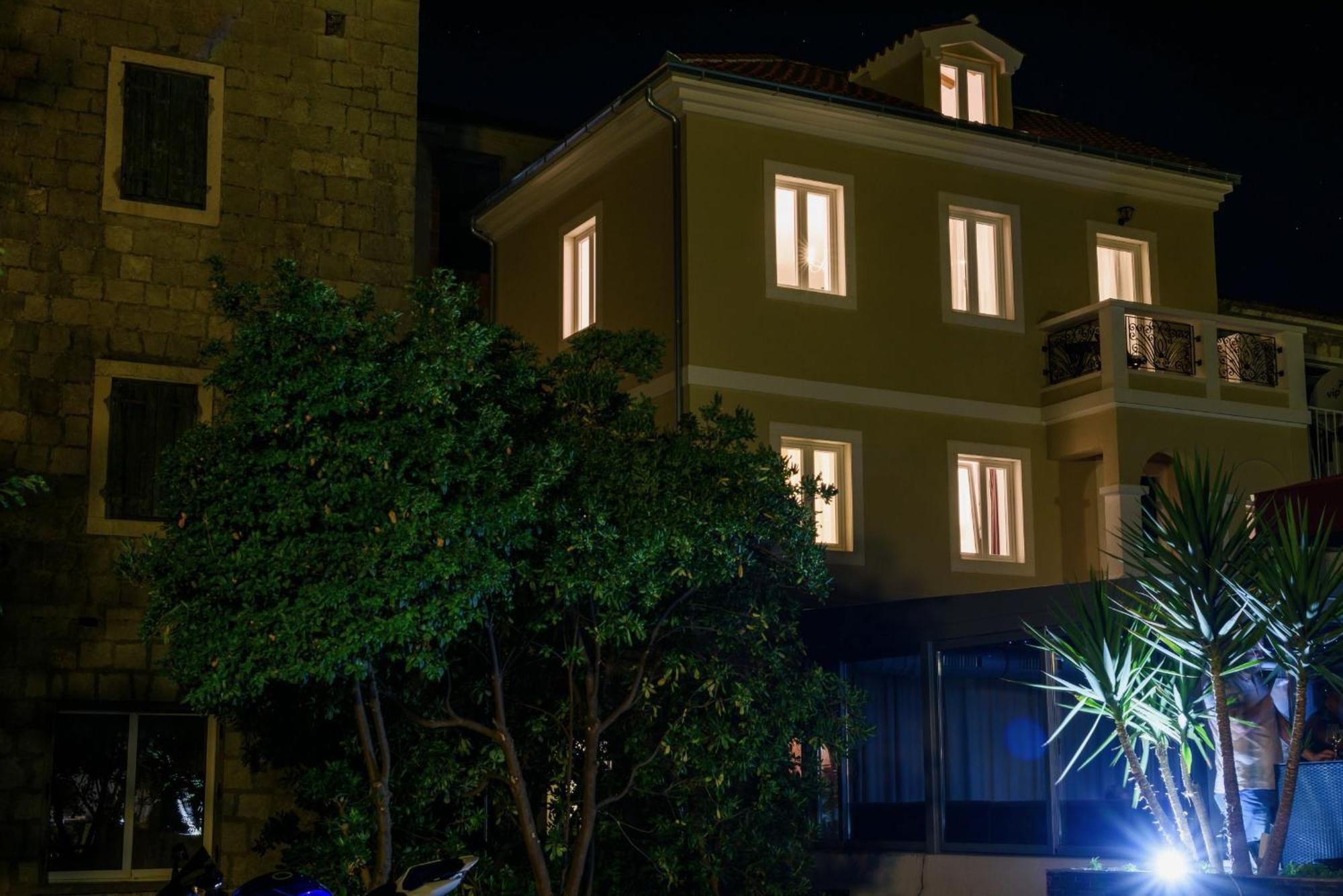 Deluxe Apartment Dobrila Kaštela Zewnętrze zdjęcie