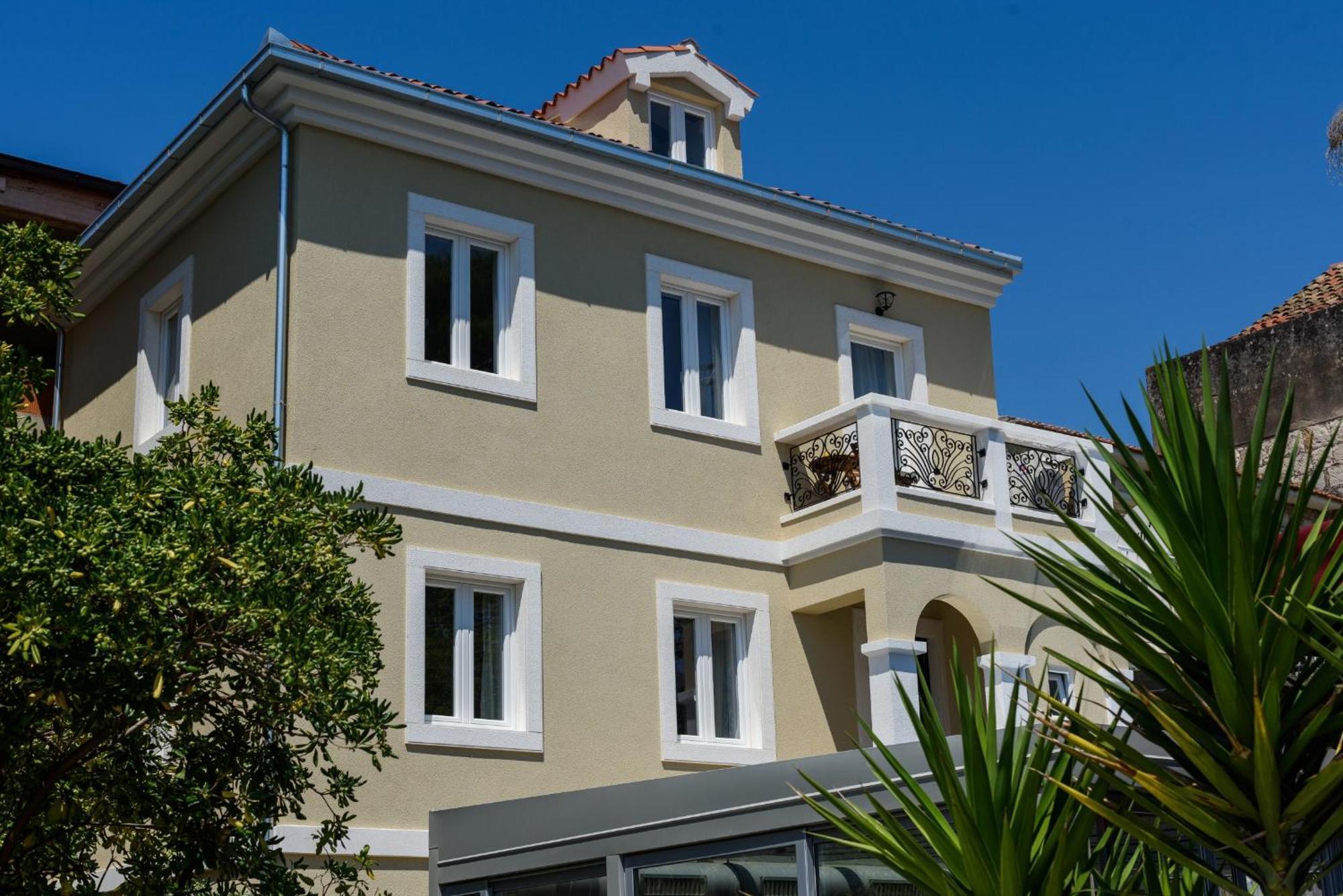 Deluxe Apartment Dobrila Kaštela Zewnętrze zdjęcie
